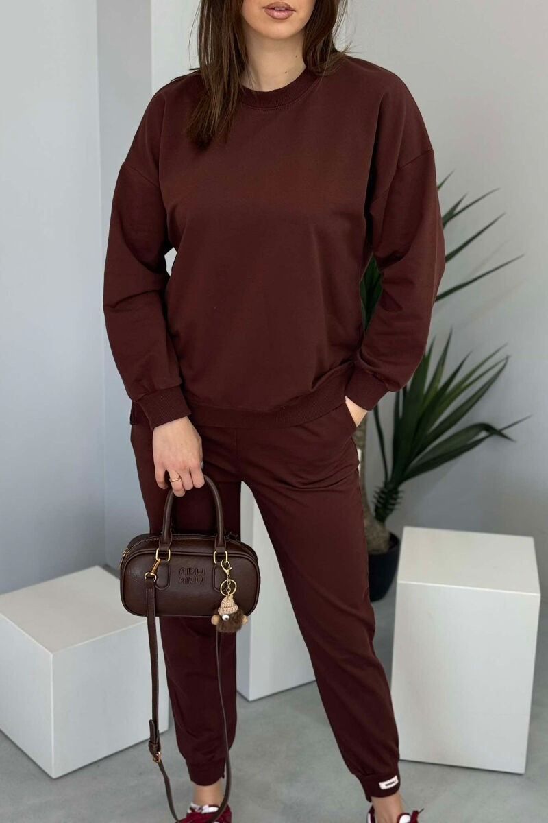 ONE COLOR SIMPLE SWEATSHIRT+JOGGERS WOMEN SET BROWN/KAFE - 5